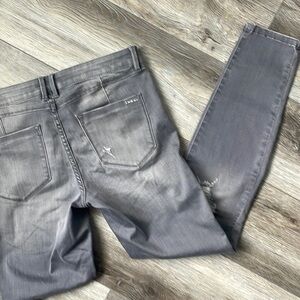 Bebe jeans gray gray size 6 ripped denim Bikercore